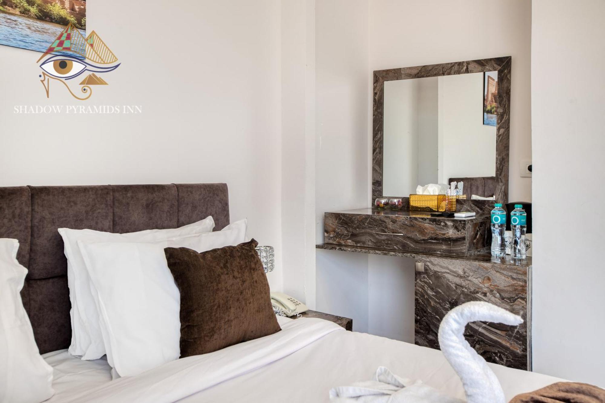 Shadow Pyramids Suites And Jacuzzi Kafret el-Gabal Екстериор снимка