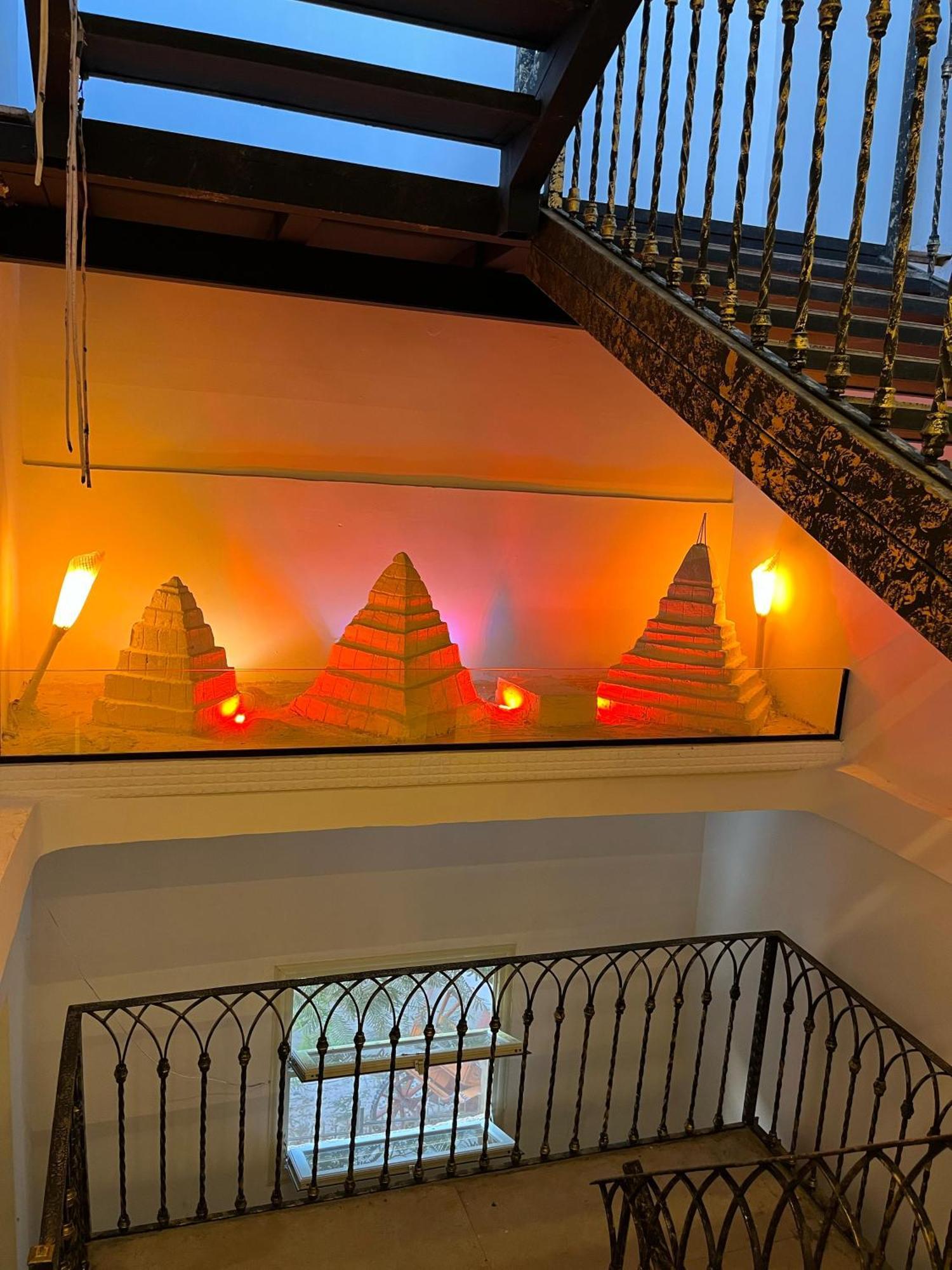 Shadow Pyramids Suites And Jacuzzi Kafret el-Gabal Екстериор снимка
